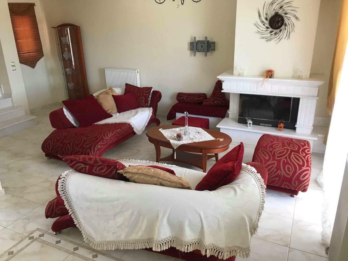 Amazing House In Kiato Near The Beach Экстерьер фото